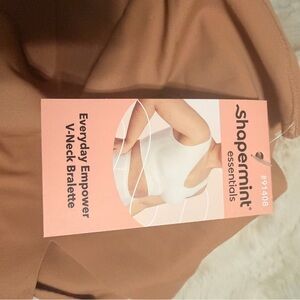 Shapermint Essentials Everyday Empower V-Neck Bralette NWT!